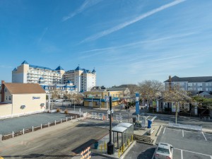 belmare201-7-view-toward-beach.jpg