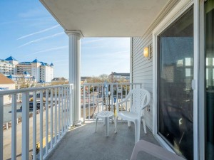belmare201-9-balcony.jpg