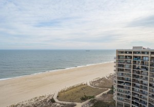 hpn-13h-2-view-south.jpg