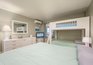 hpn-13h-20-bedroom-2.jpg