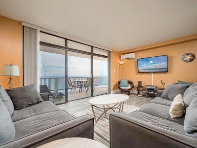 hpn-13h-6-living-area.jpg