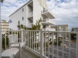 ashorething8a-5-balcony.jpg