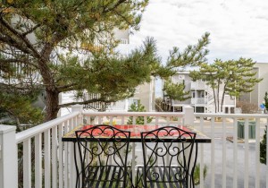 ashorething8a-9-balcony.jpg