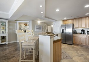 oceansmist302-16-kitchen.jpg