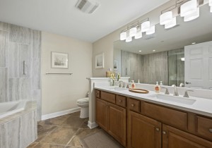 oceansmist302-22-primary-bath.jpg