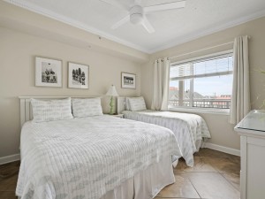 oceansmist302-28-bedroom-3.jpg