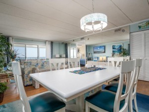 oceanone105-10-dining-area.jpg