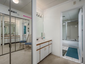 oceanone105-14-primary-bath.jpg