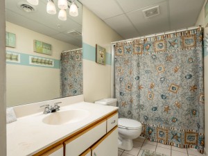 oceanone105-21-bath-2.jpg