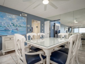 englishtowers803-12-dining-area.jpg