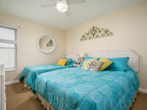 englishtowers803-18-bedroom-3.jpg