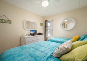 englishtowers803-19-bedroom-3.jpg