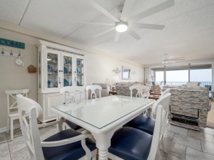 englishtowers803-8-dining-area.jpg