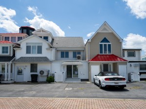 bayshore18-2-exterior-street-side.jpg