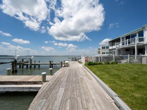 bayshore18-8-exterior-rear.jpg