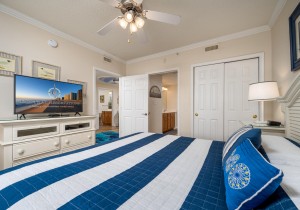 oceansmist301-20-bedroom-3.jpg