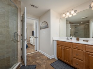 oceansmist301-21-bath-3.jpg
