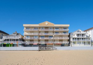 oceansmist302-10-exterior-beach-side.jpg