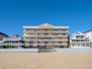 oceansmist302-10-exterior-beach-side.jpg