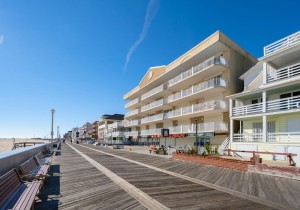 oceansmist302-11-boardwalk.jpg