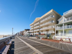 oceansmist302-11-boardwalk.jpg