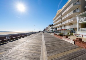 oceansmist302-12-boardwalk.jpg