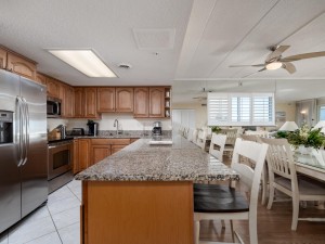 oceanone205-10-kitchen.jpg