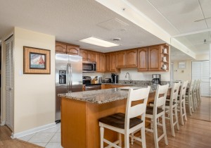 oceanone205-11-kitchen.jpg