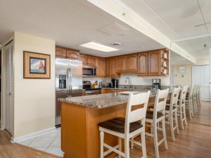 oceanone205-11-kitchen.jpg