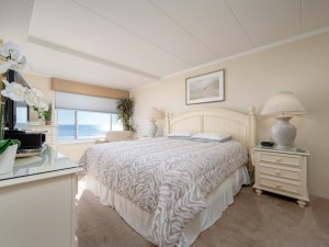 oceanone205-14-primary-bedroom.jpg