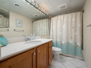 oceanone205-20-bath-2.jpg