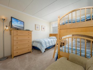 oceanone205-23-bedroom-3.jpg