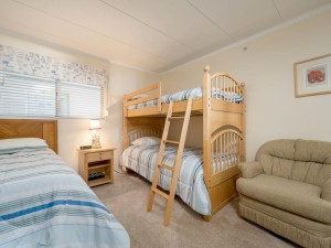 oceanone205-24-bedroom-3.jpg