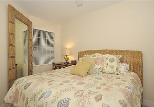 3030407-015-bedroom-2-owner.jpg