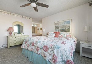 capri802-20-primary-bedroom.jpg