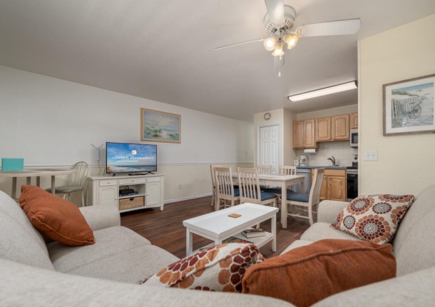 chateaux84-11-open-concept.jpg