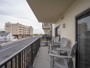 rh116-1-balcony-view.jpg