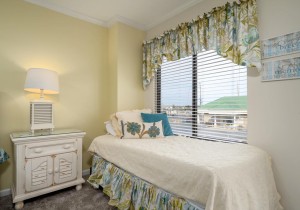 rh116-14-bedroom-1.jpg
