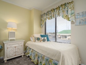 rh116-14-bedroom-1.jpg