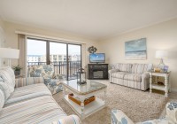 rh116-8-living-area.jpg