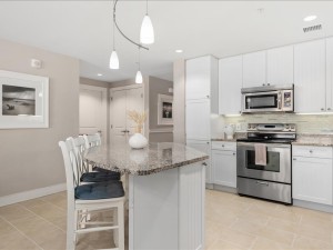 gateway-grand-1007-17-kitchen.jpg