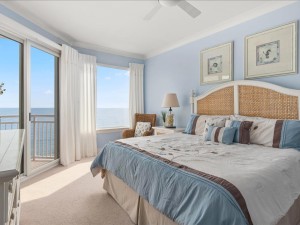 gateway-grand-1007-24-primary-bedroom.jpg