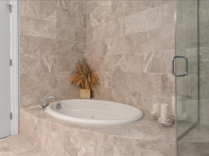 gateway-grand-1007-32-primary-bath.jpg