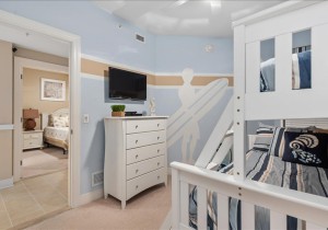 gateway-grand-1007-38-bedroom-3.jpg