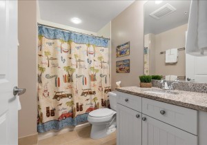 gateway-grand-1007-39-bath-3.jpg