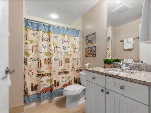 gateway-grand-1007-39-bath-3.jpg