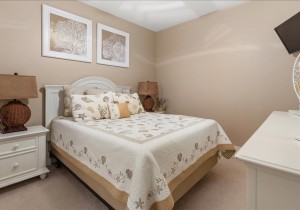 gateway-grand-1007-40-bedroom-2.jpg
