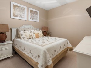 gateway-grand-1007-40-bedroom-2.jpg