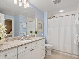 gateway-grand-1007-44-bath-2.jpg