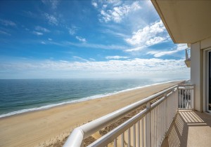 gateway-grand-1007-54-view-south.jpg